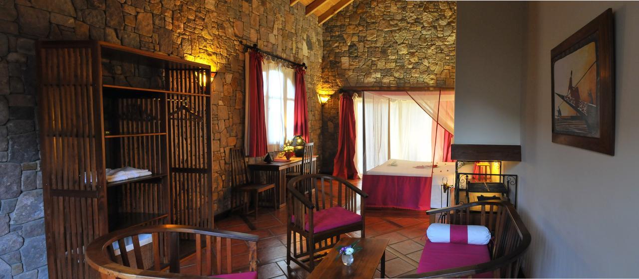 Le Jardin Du Roy Hotel Ranohira Kültér fotó