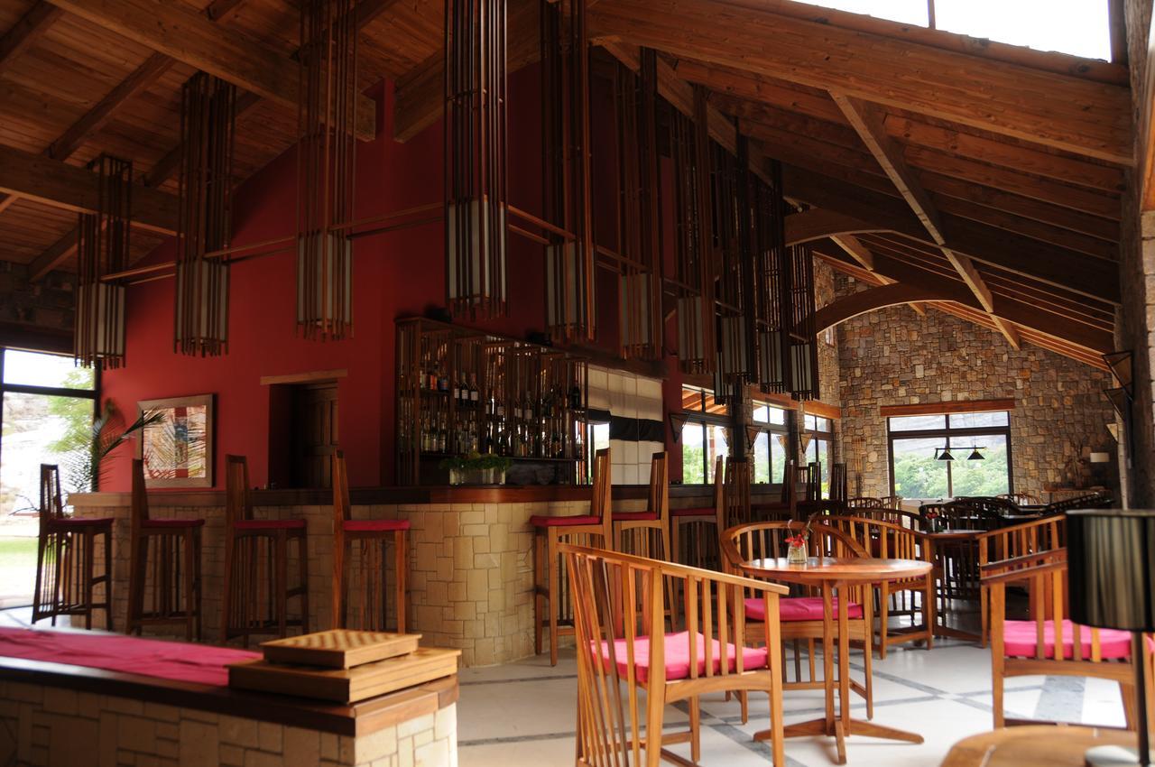 Le Jardin Du Roy Hotel Ranohira Kültér fotó