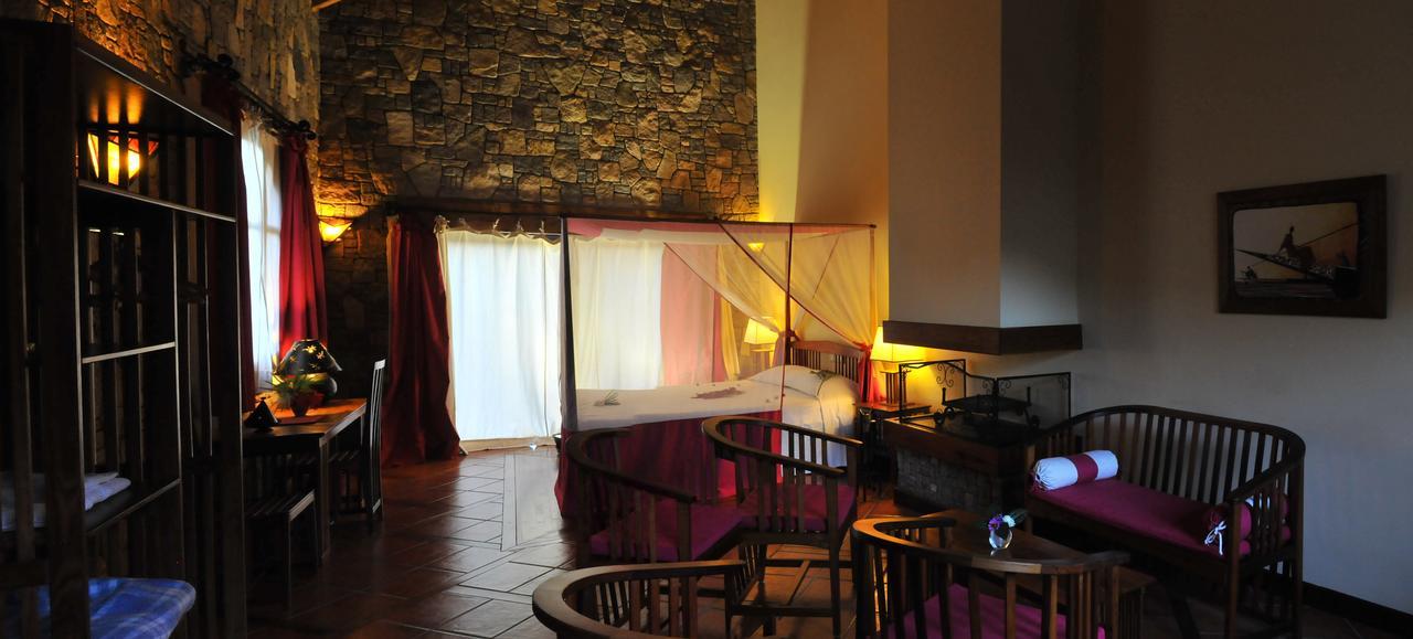 Le Jardin Du Roy Hotel Ranohira Kültér fotó