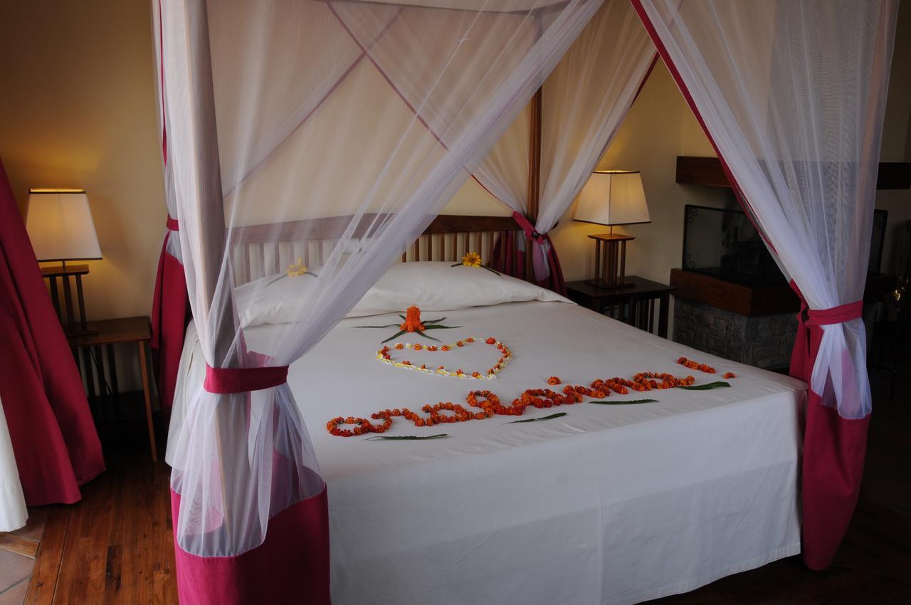 Le Jardin Du Roy Hotel Ranohira Kültér fotó